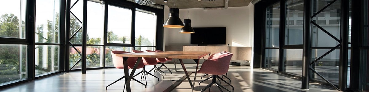 Room Saveurs vous aide à transformer votre salle de réunion en une salle de restaurant !